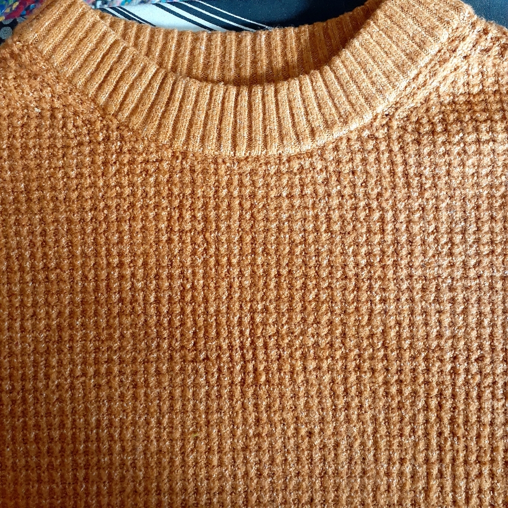 Sweater - Picture 3 of 6